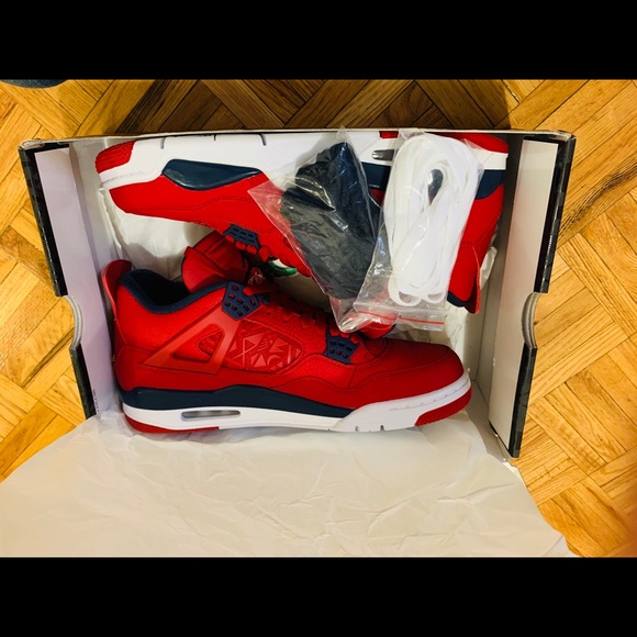 Jordan retro 4 fibo 💯 authentic - Picture 2 of 5